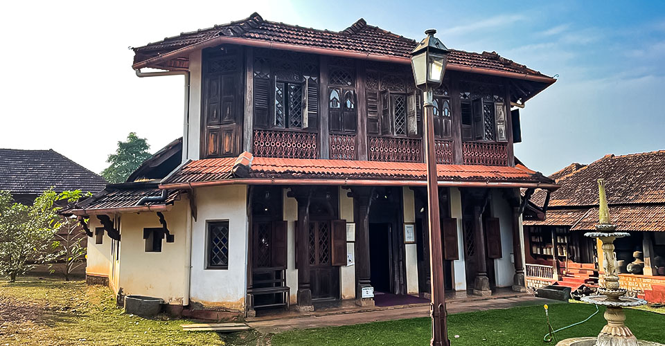 Hasta Shilpa Kala Heritage Museum