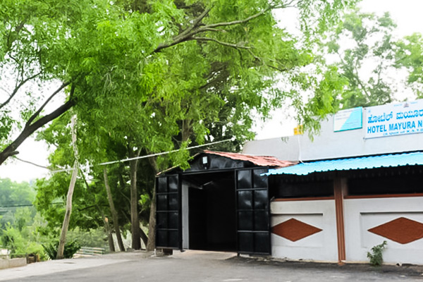 hotel mayura nisarga pearl valley