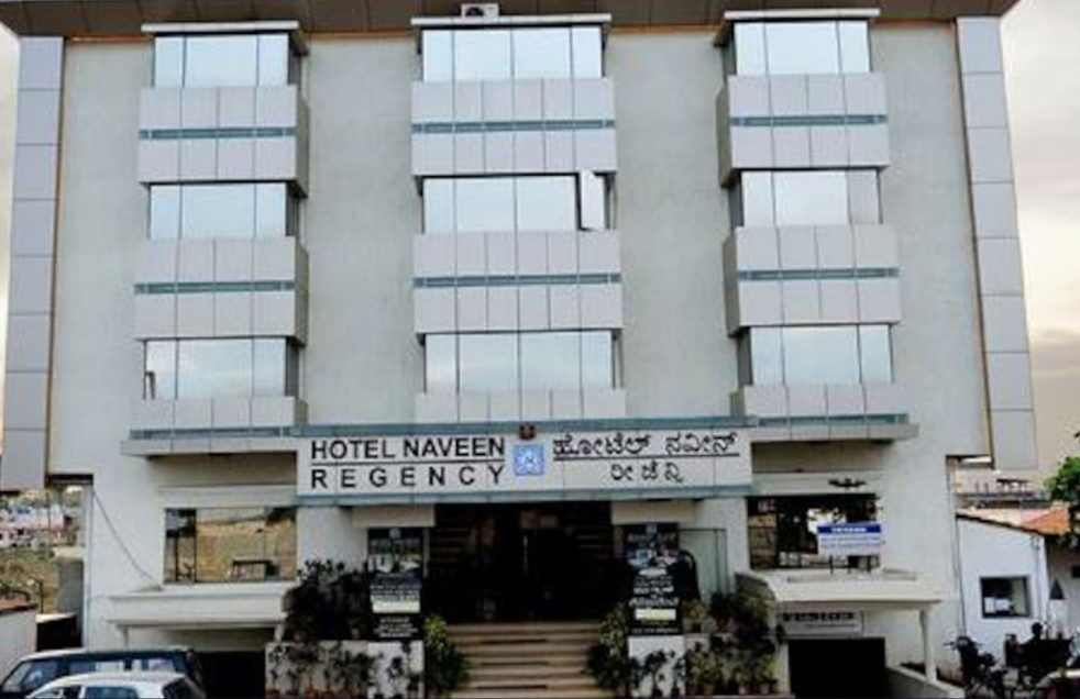 Hotel Naveen Regency