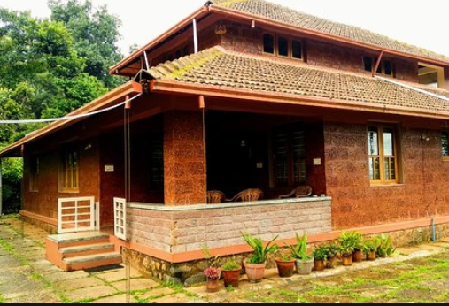 Chingaara - Honey Valley's Estate Guest House